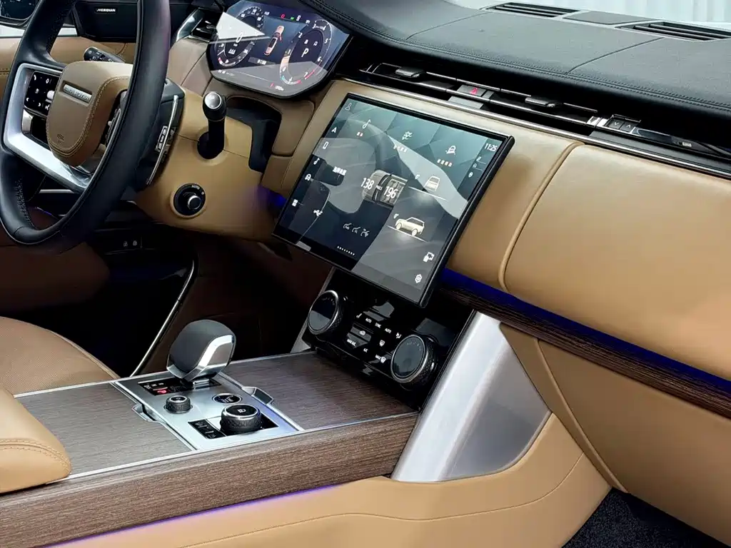 Land Rover Range Rover — миниатюра 21