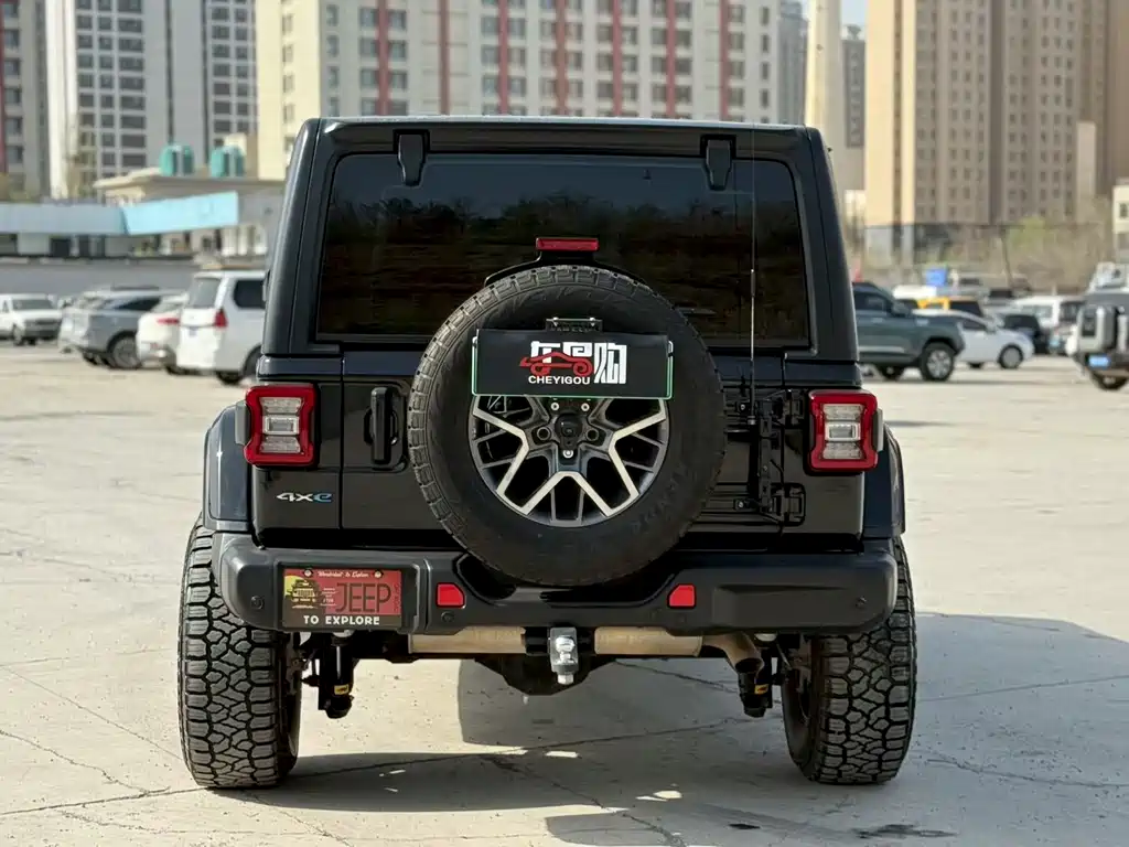Jeep Wrangler PHEV — миниатюра 8