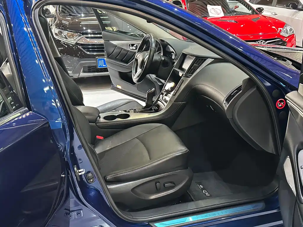 Infiniti Q50L — миниатюра 10