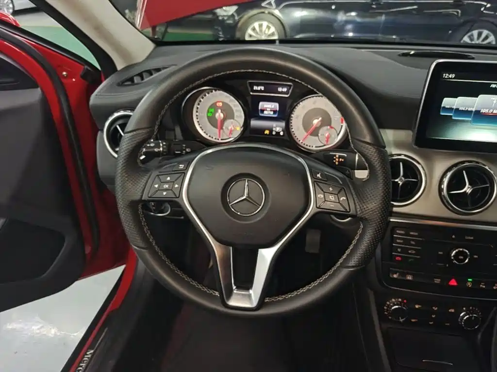Mercedes-Benz GLA — миниатюра 11
