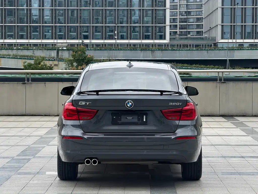 BMW 3 Series GT — миниатюра 5