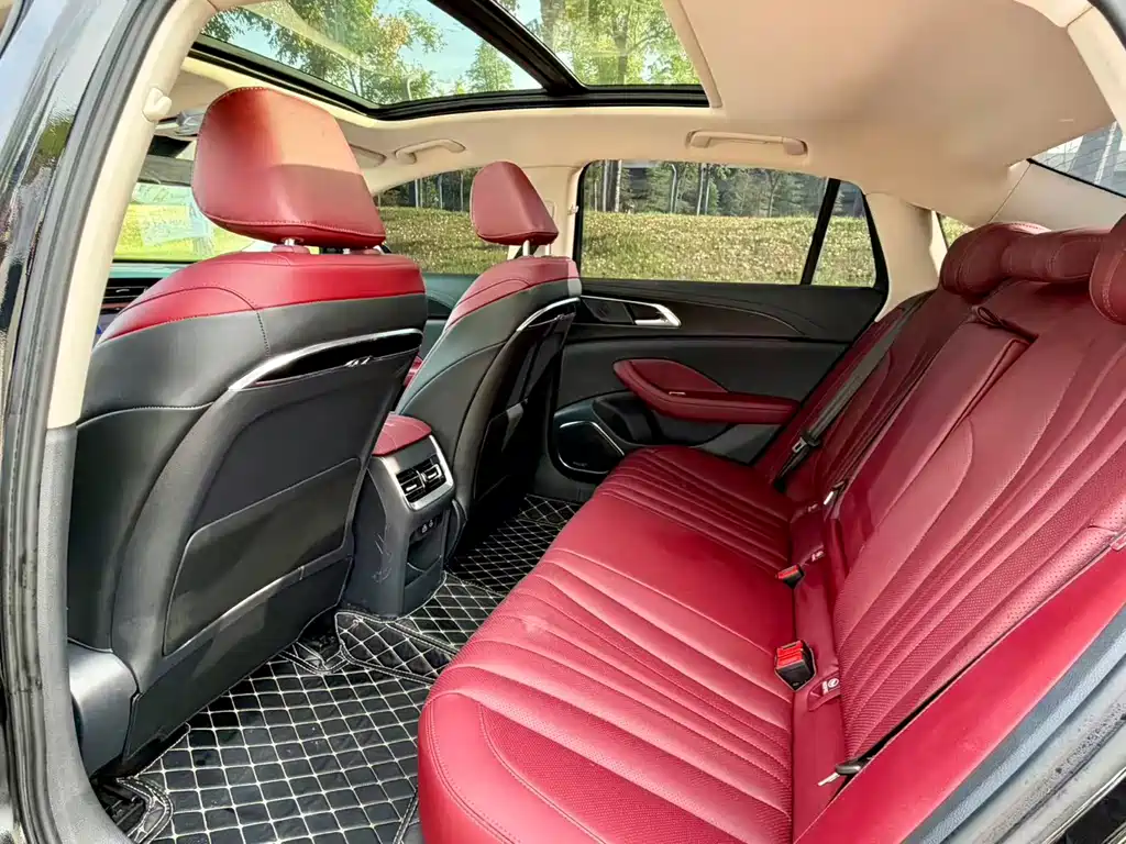 Hongqi Hongqi H5 — миниатюра 6