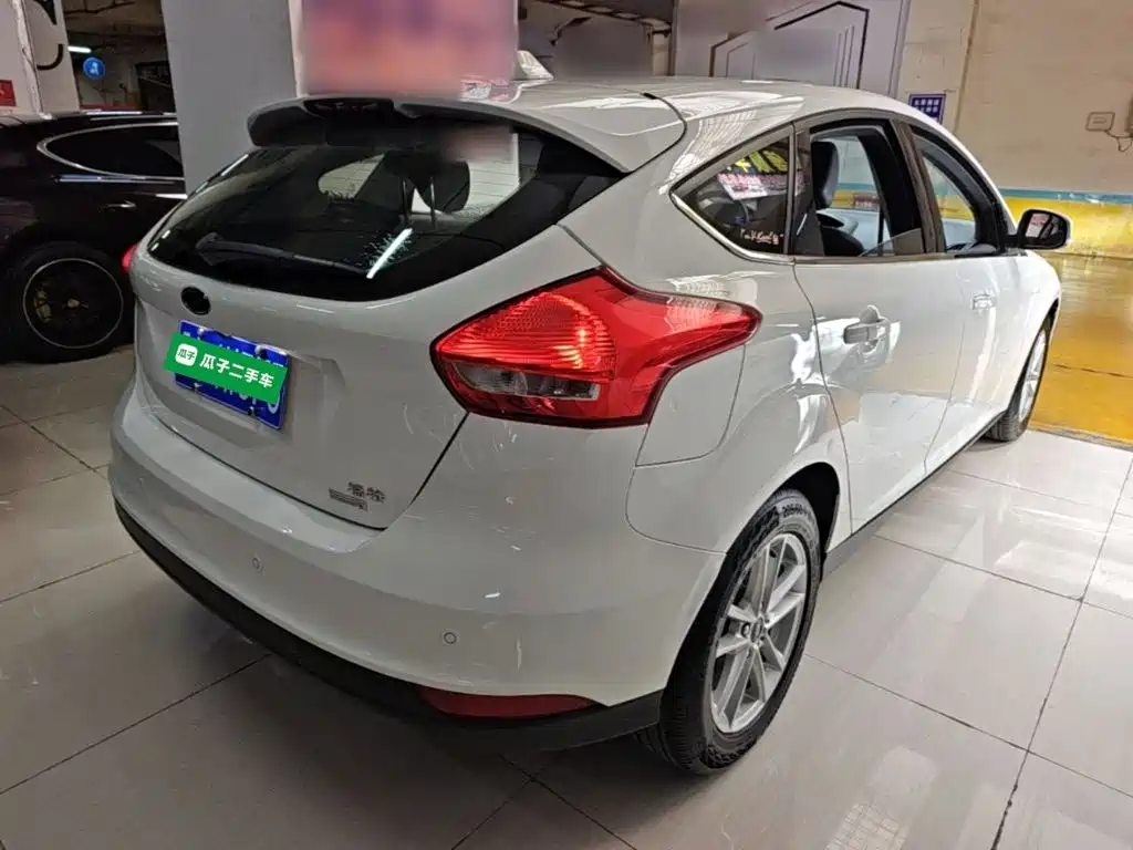 Ford Focus — миниатюра 7