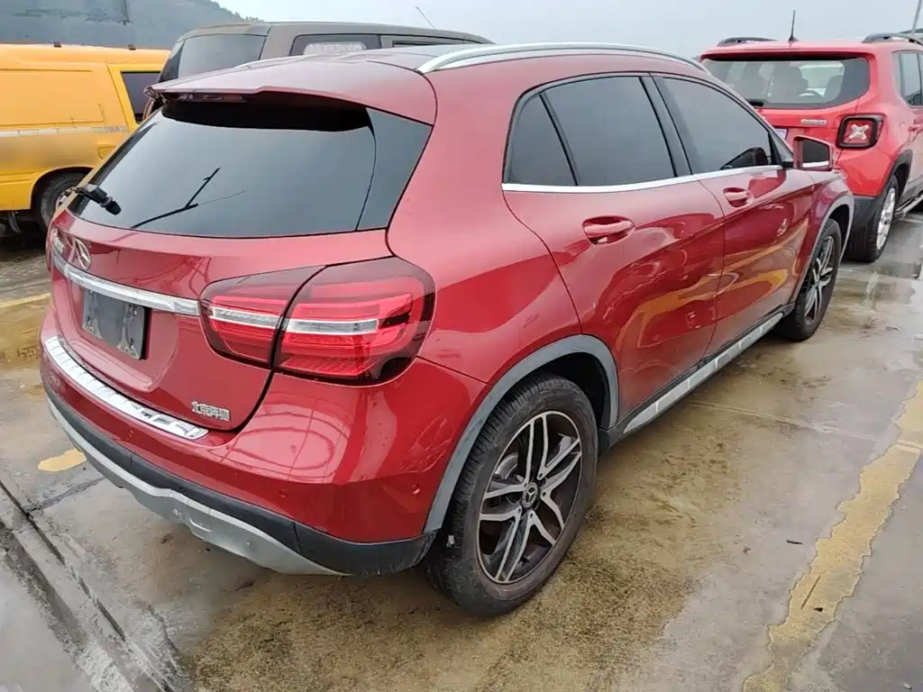 Mercedes-Benz GLA — миниатюра 7
