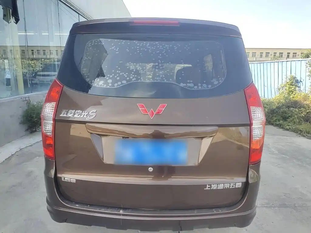 Wuling Hongguang — миниатюра 6