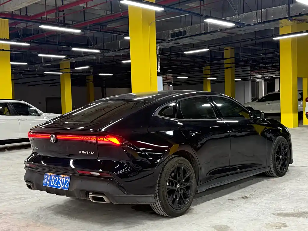 Changan UNI-V — миниатюра 4