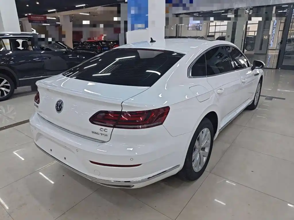 Volkswagen CC — миниатюра 7