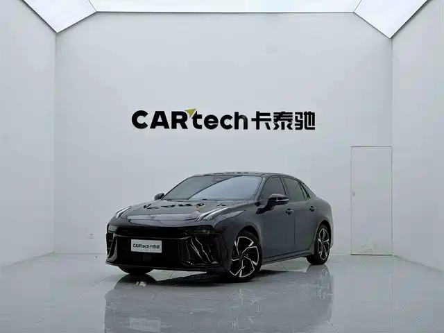 2023 Lynk & Co 03