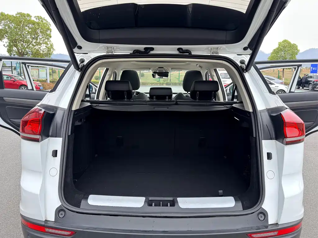 GEELY AUTOMOBILE BOYUE