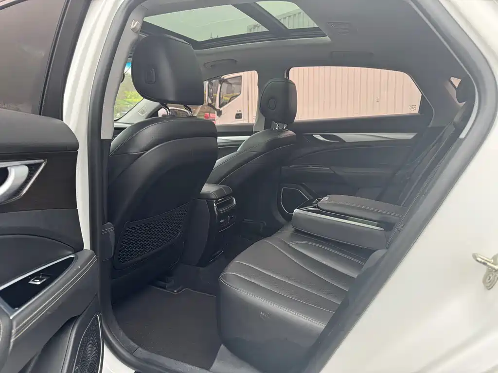 GEELY AUTOMOBILE BORUI