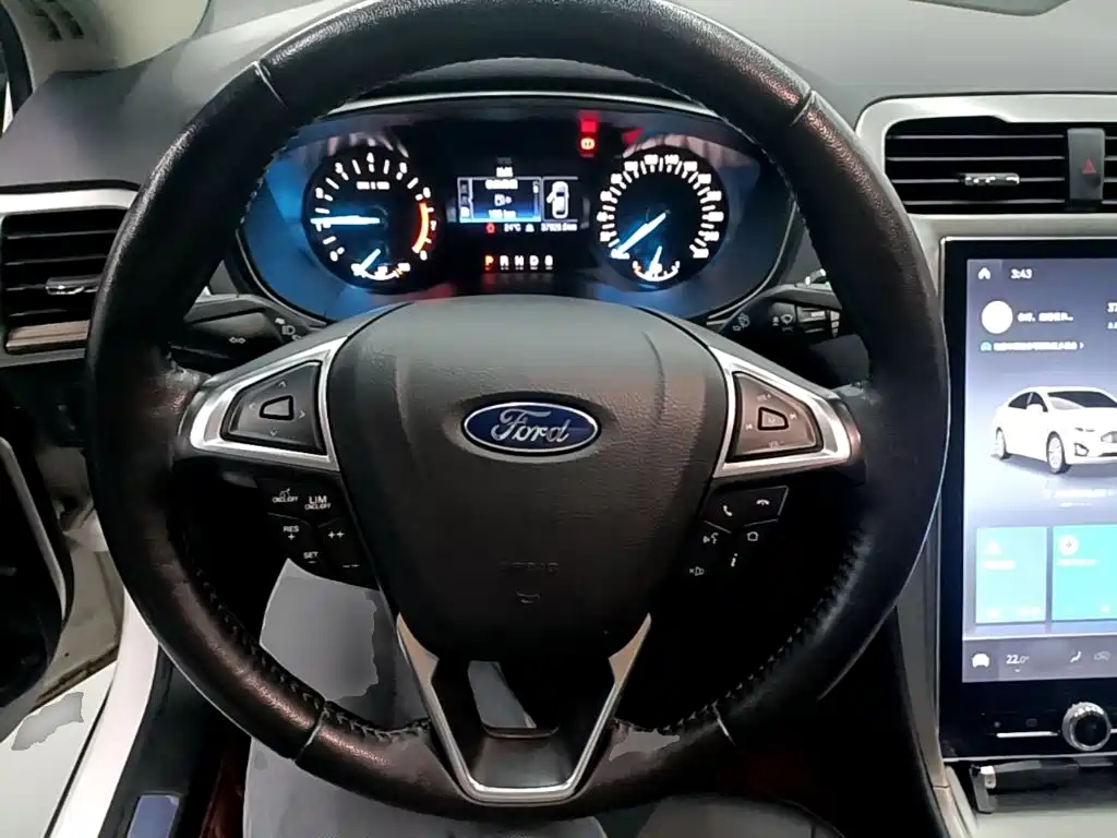 Ford Mondeo — миниатюра 11