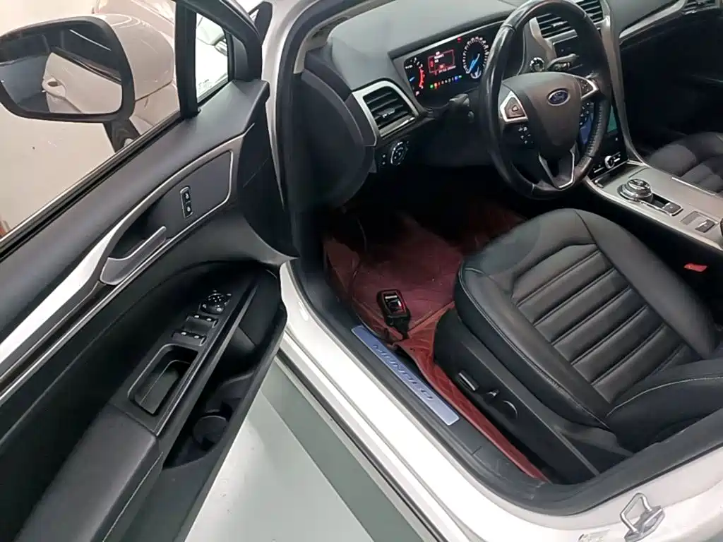 Ford Mondeo — миниатюра 16