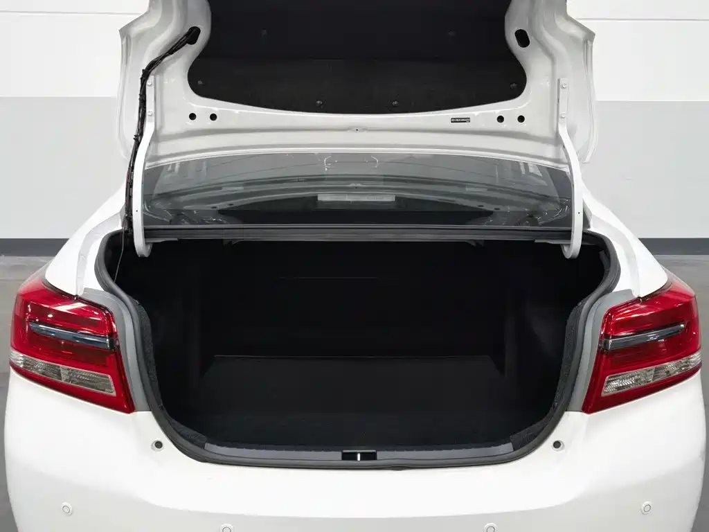 Toyota Yaris L — миниатюра 16