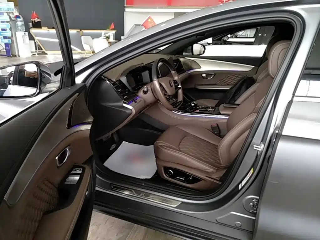 BYD Han — миниатюра 16