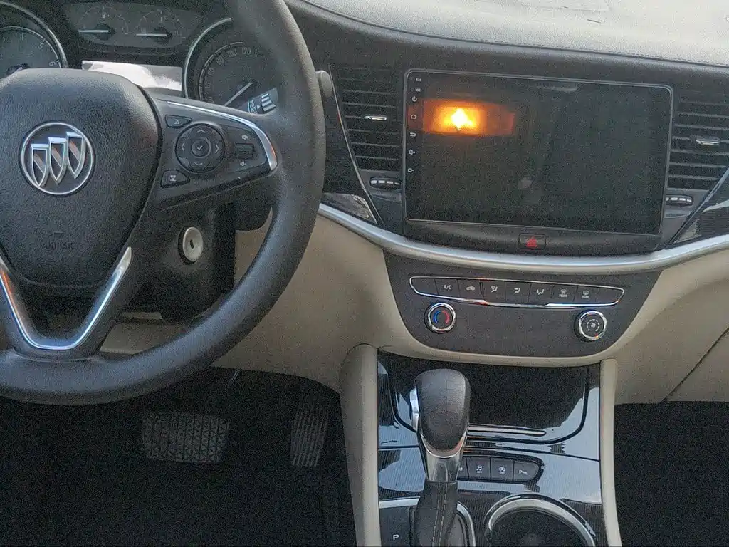 Buick Verano — миниатюра 10