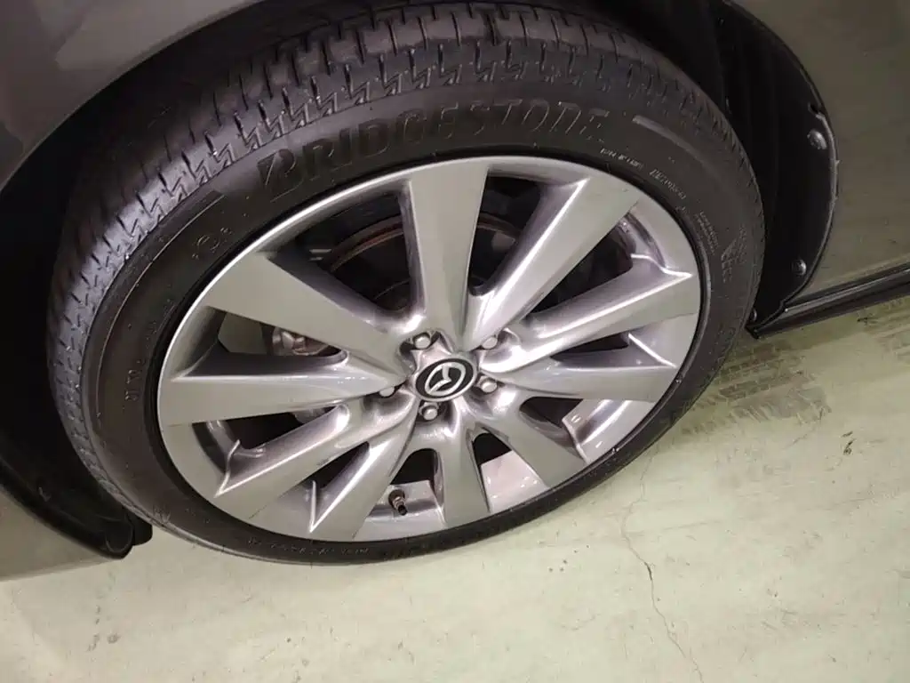Mazda 3 Axela — миниатюра 23