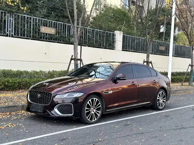 JAGUAR XFL