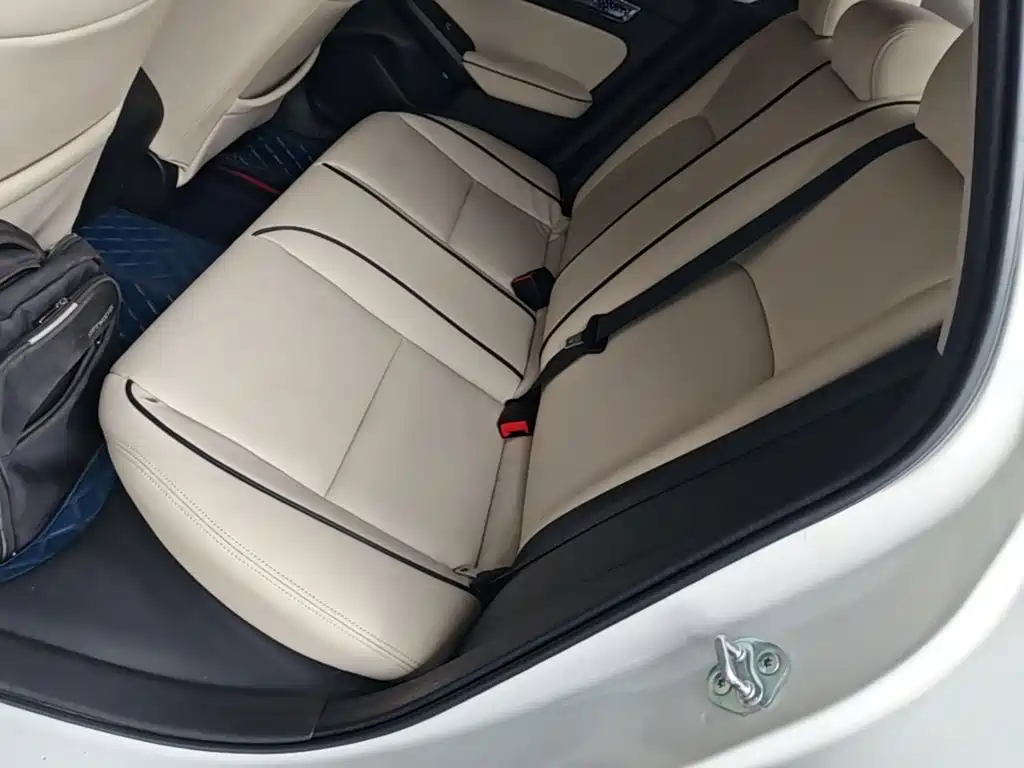 Honda Civic — миниатюра 17