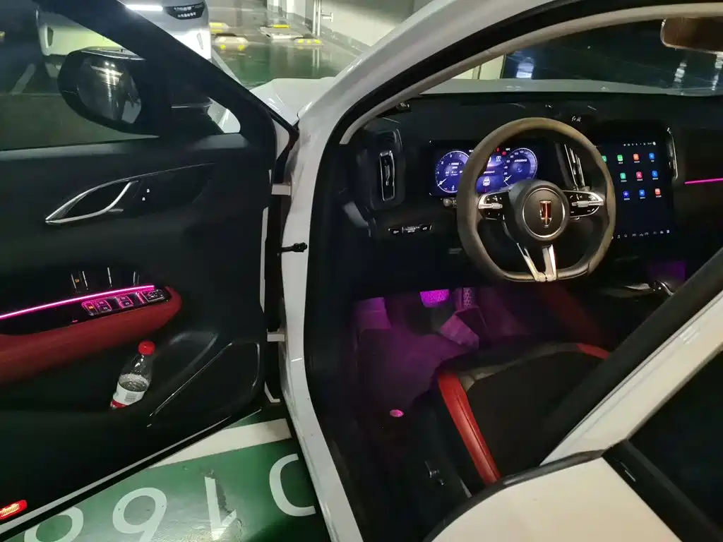 Hongqi Hongqi HS3 — миниатюра 12
