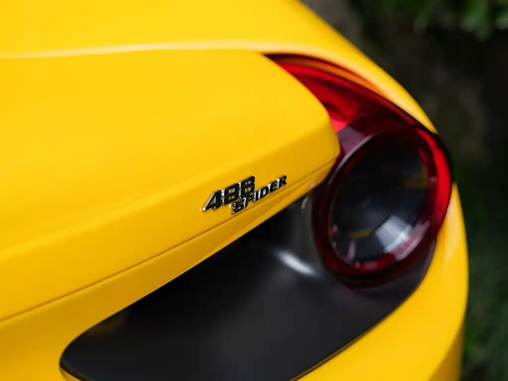 Ferrari 488 — миниатюра 3