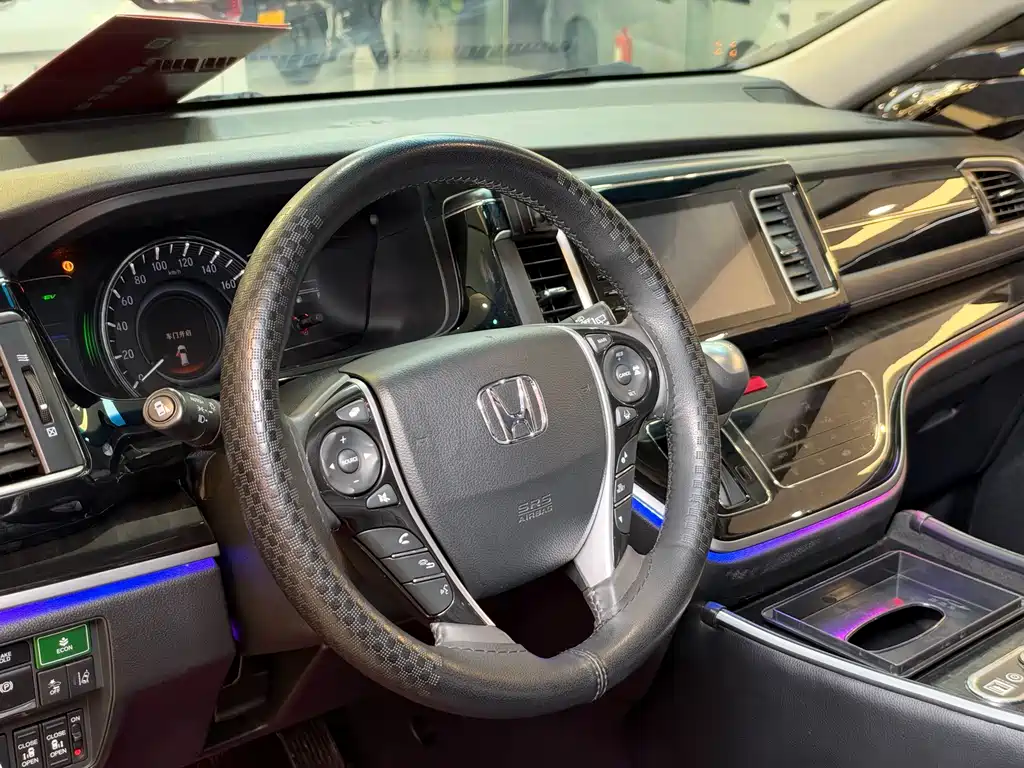 Honda Elysion — миниатюра 7