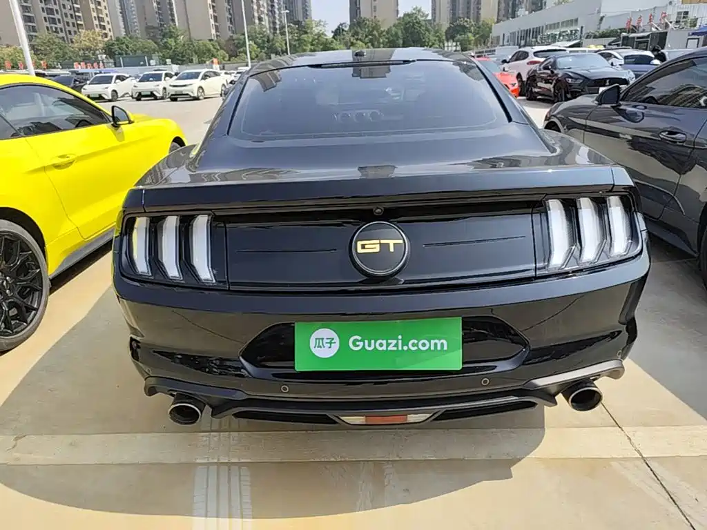 Ford Mustang — миниатюра 6