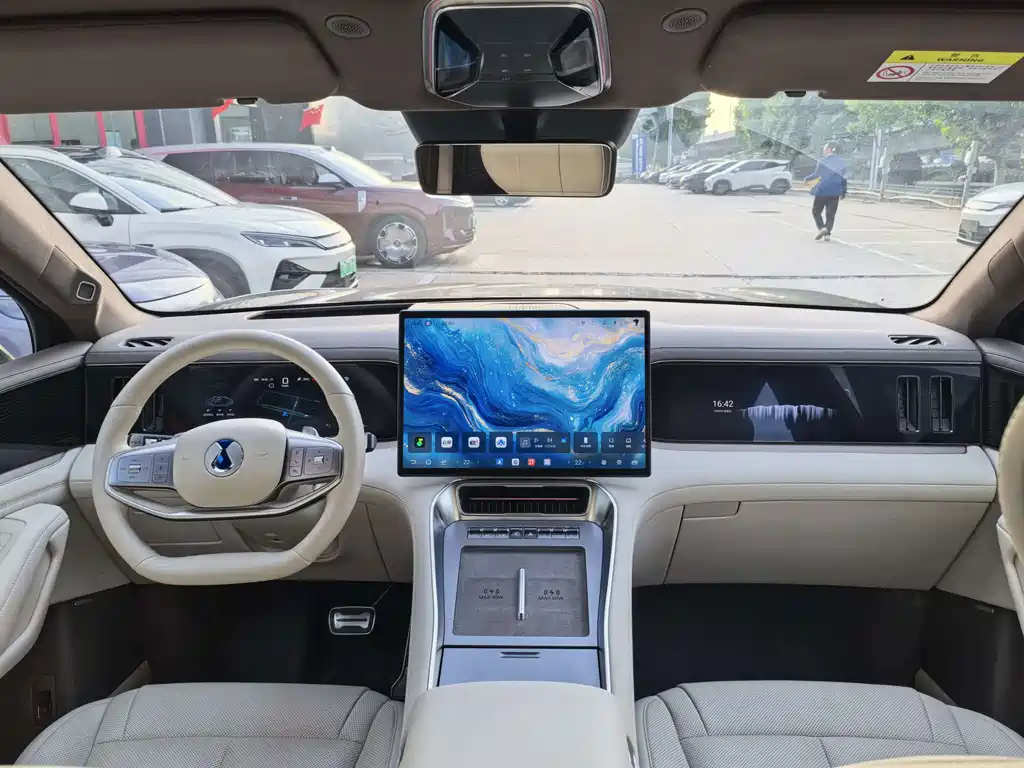 Denza Denza N8L — миниатюра 8