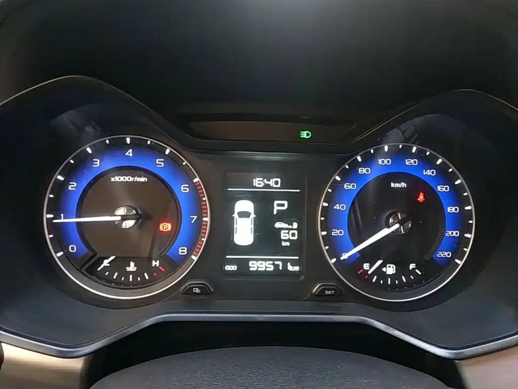 Geely Vision X3 — миниатюра 12
