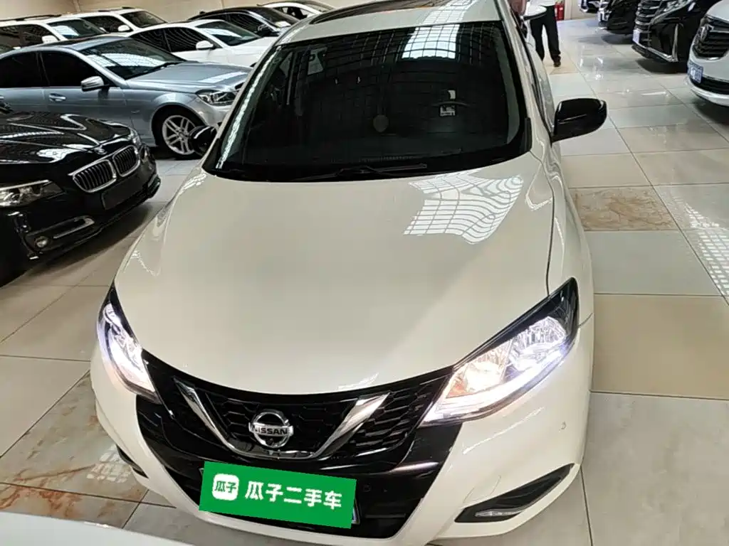 Nissan Tiida — миниатюра 3