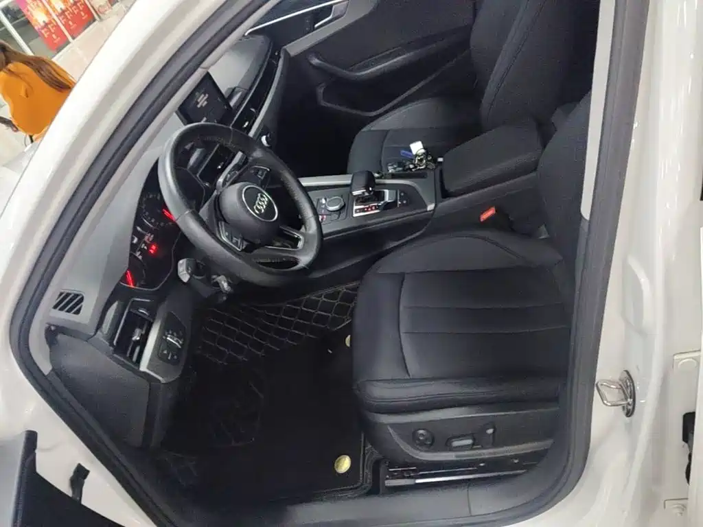 Audi A4L — миниатюра 15