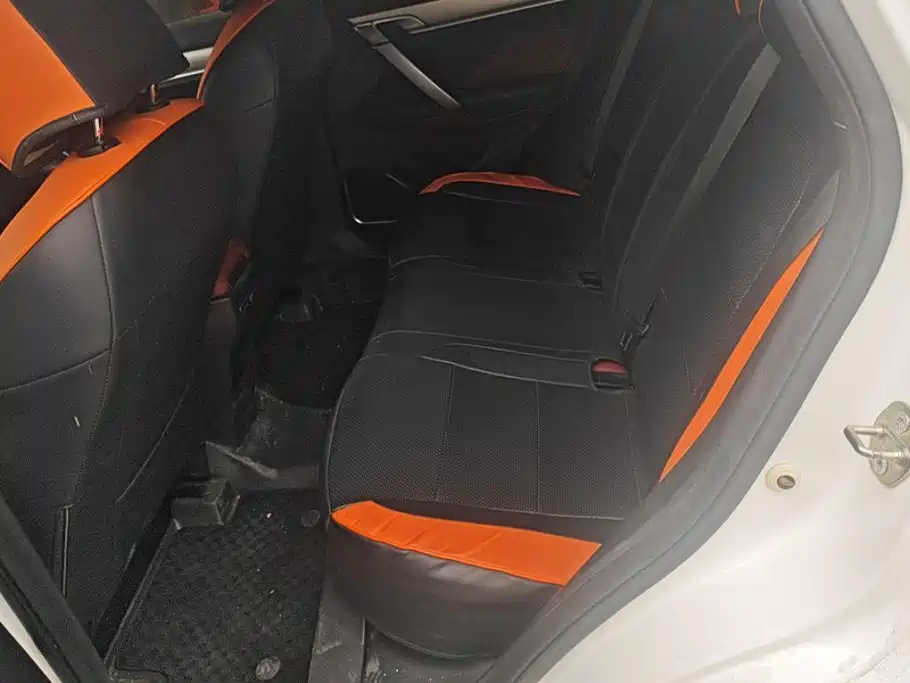 Geely Binyue — миниатюра 11