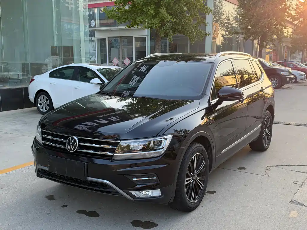 Volkswagen Tiguan L