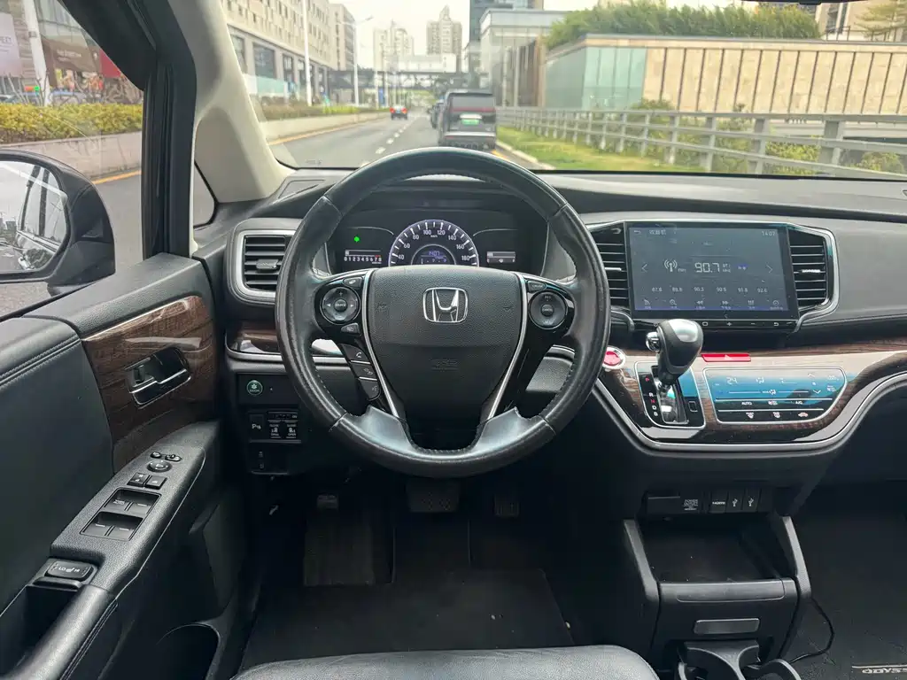 Honda Odyssey — миниатюра 14