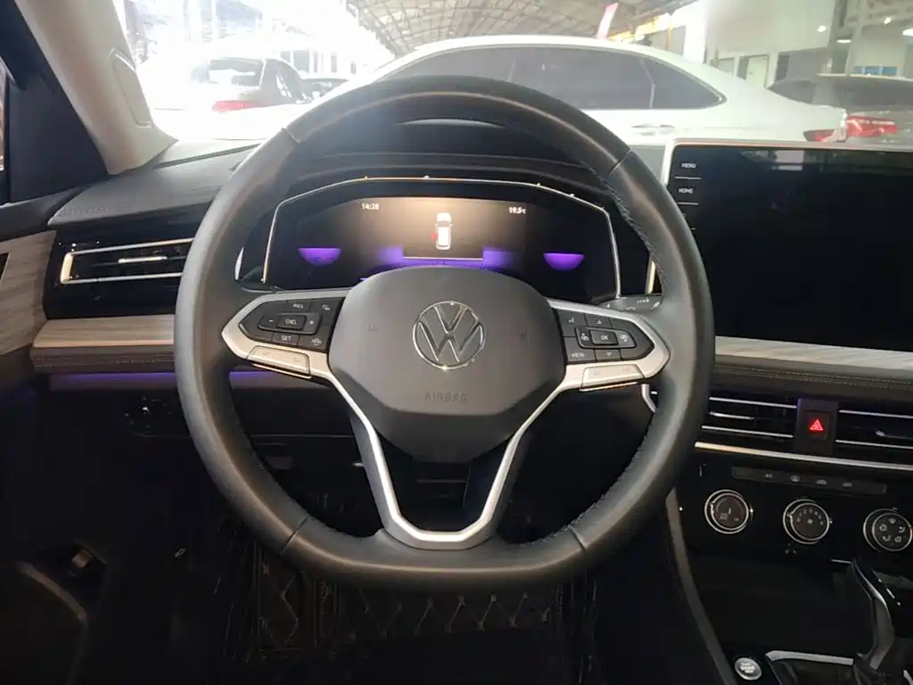 Volkswagen Sagitar — миниатюра 11