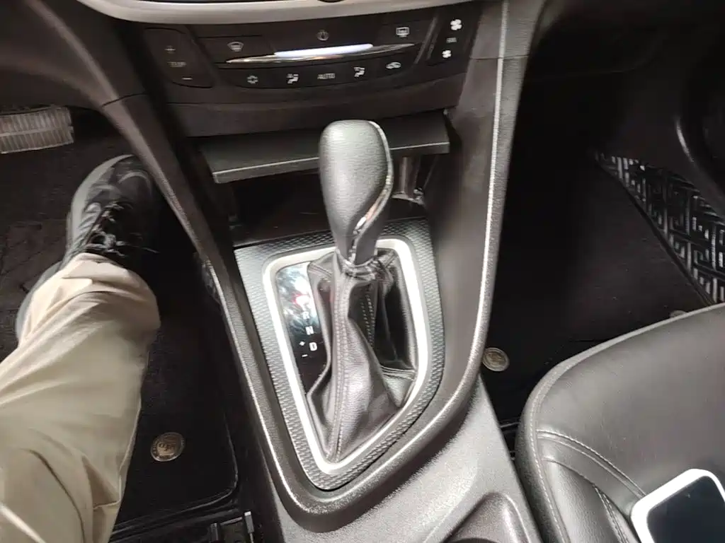 Buick Excelle — миниатюра 14