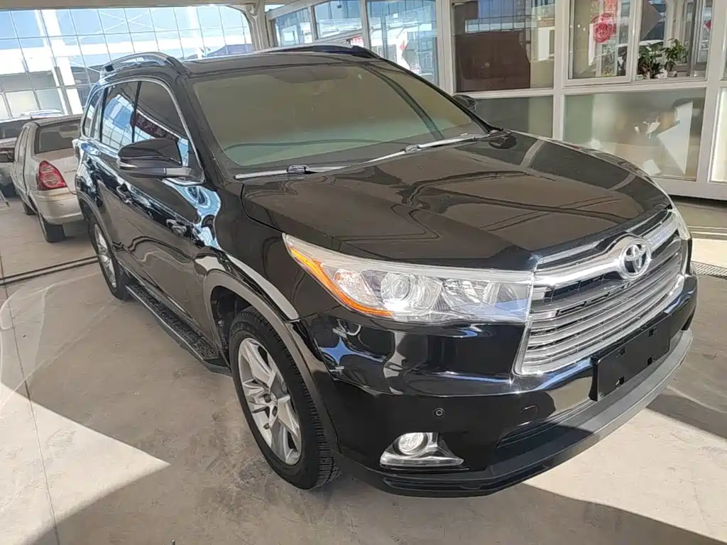 Toyota Highlander — миниатюра 4