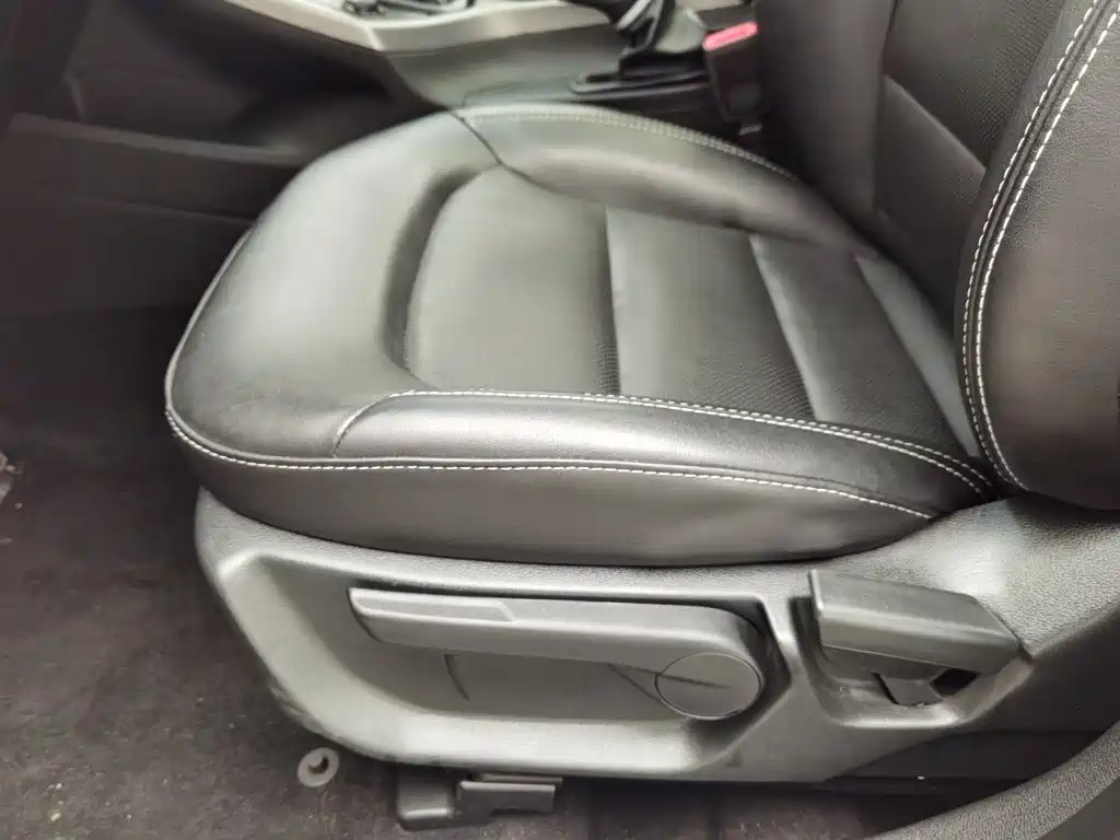 Geely Emgrand GS — миниатюра 20