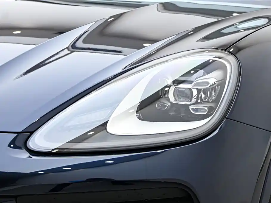 PORSCHE CAYENNE NEW ENERGY