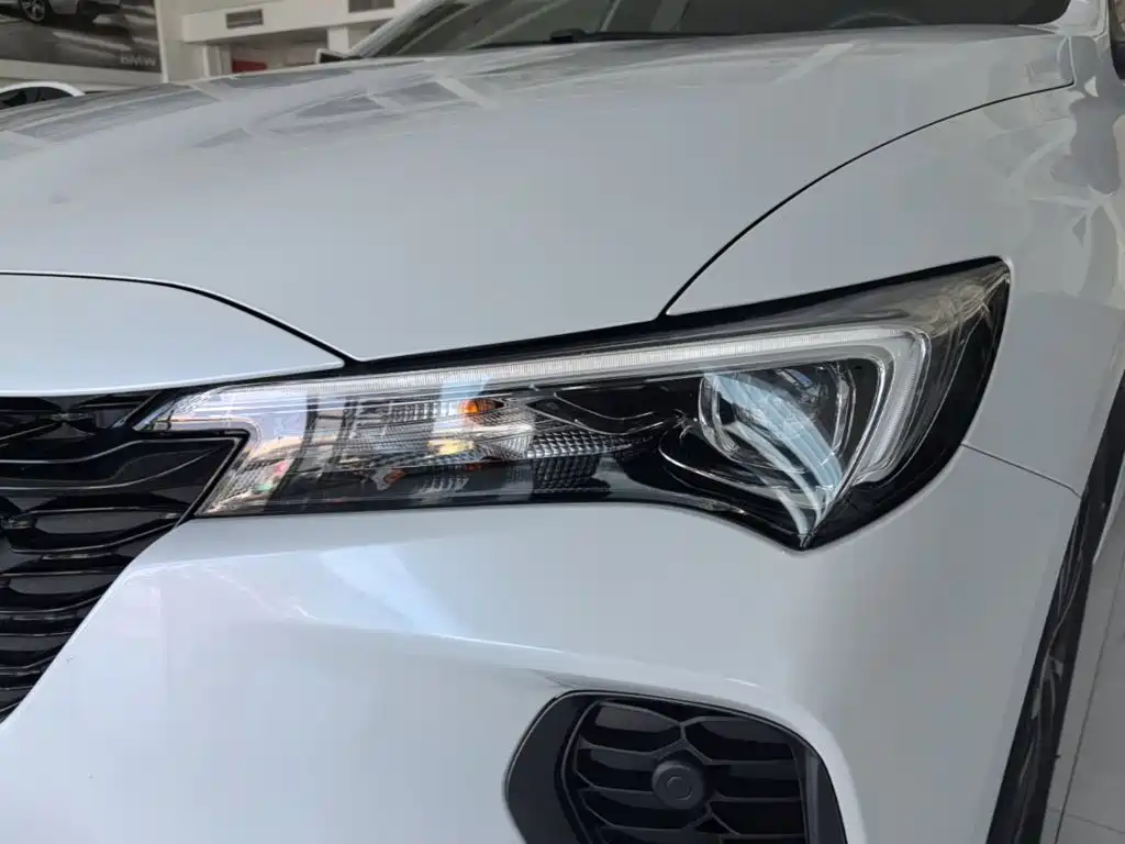 Buick Verano — миниатюра 24
