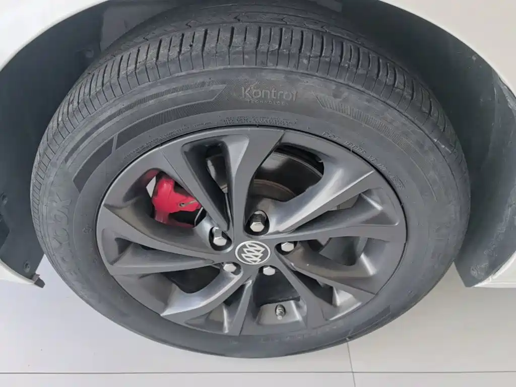Buick Verano — миниатюра 23