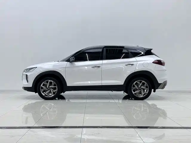 Hyundai Tucson — миниатюра 6