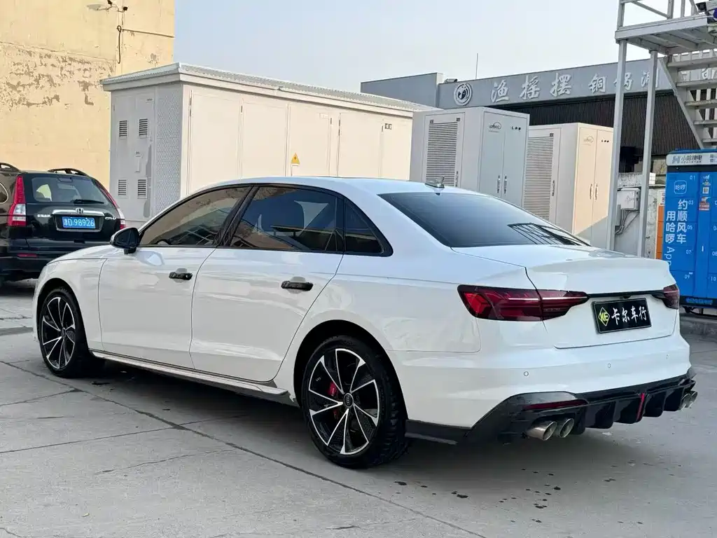 Audi A4L 2020 40 TFSI Fashion