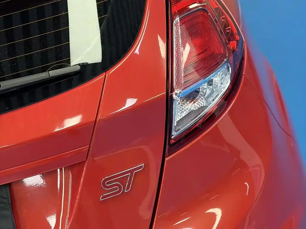 Ford Fiesta 2013 1.6T ST