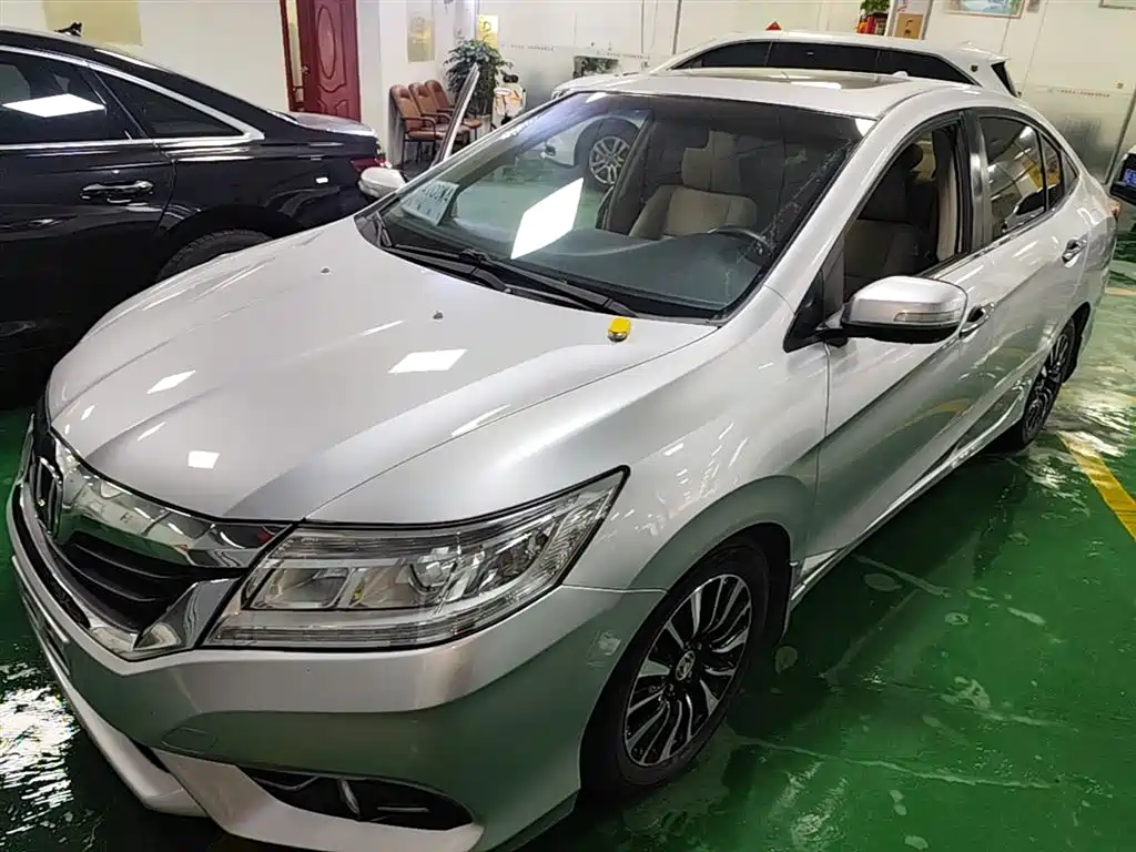 Honda Crider 2014