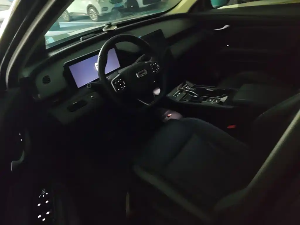 Qoros Qoros 7 — миниатюра 12