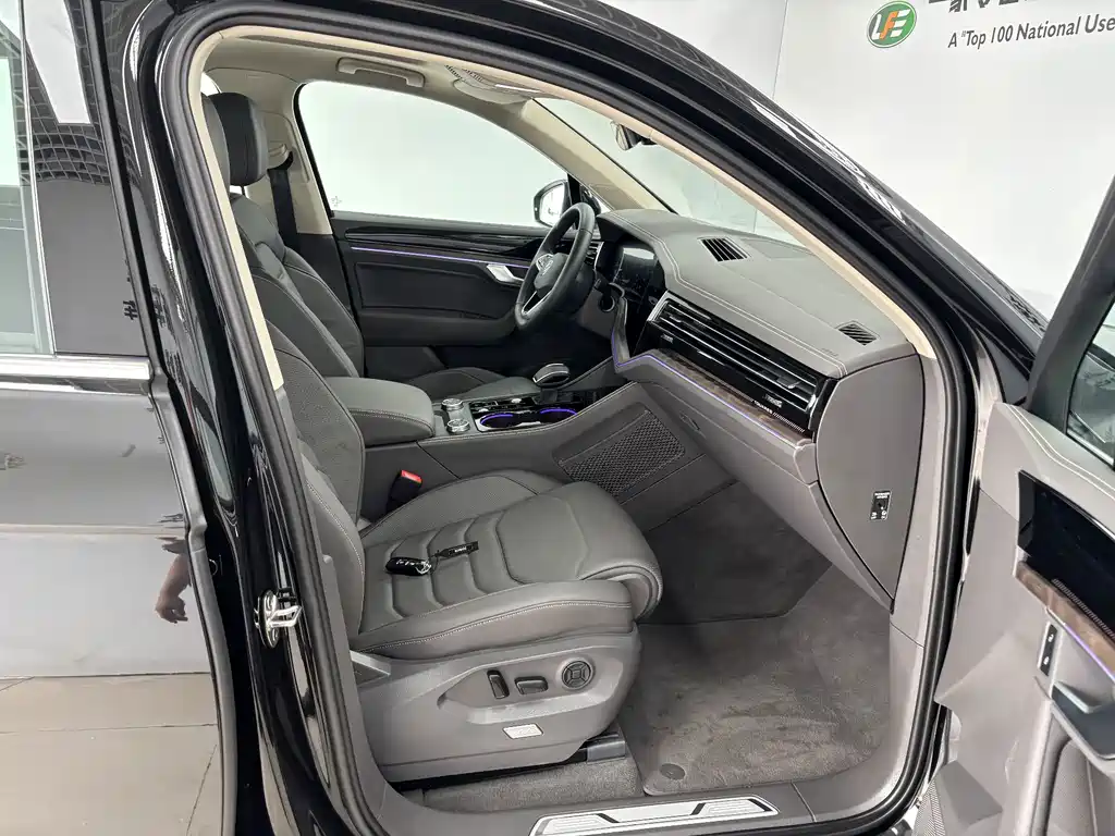 Volkswagen Touareg — миниатюра 26
