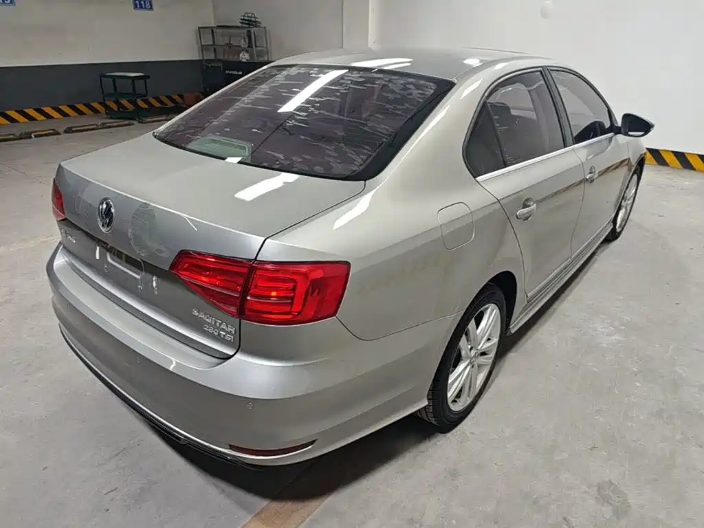 Volkswagen Sagitar — миниатюра 7
