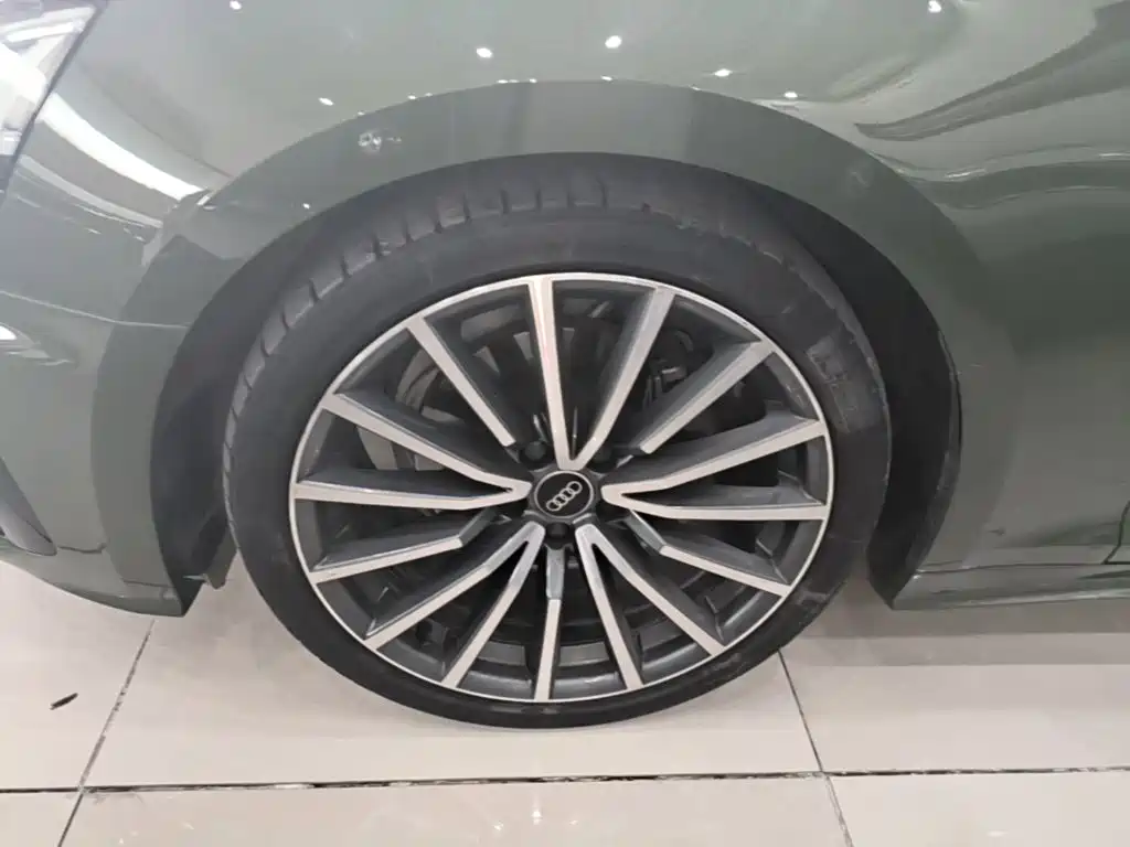 Audi A5 (Import) — миниатюра 23