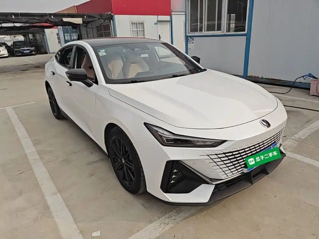 Changan UNI-V — миниатюра 4