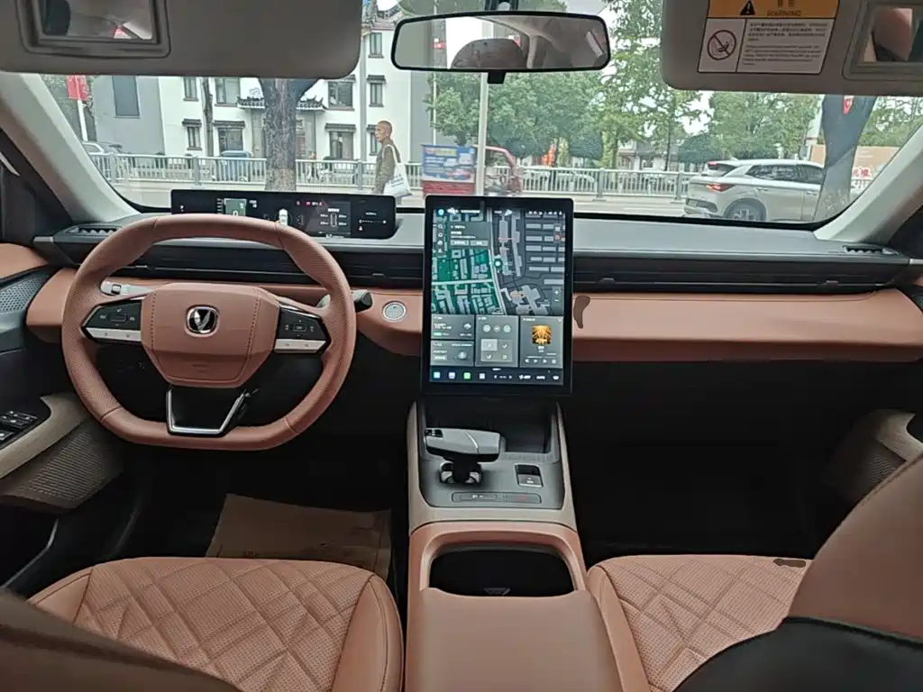 Changan Eado — миниатюра 10